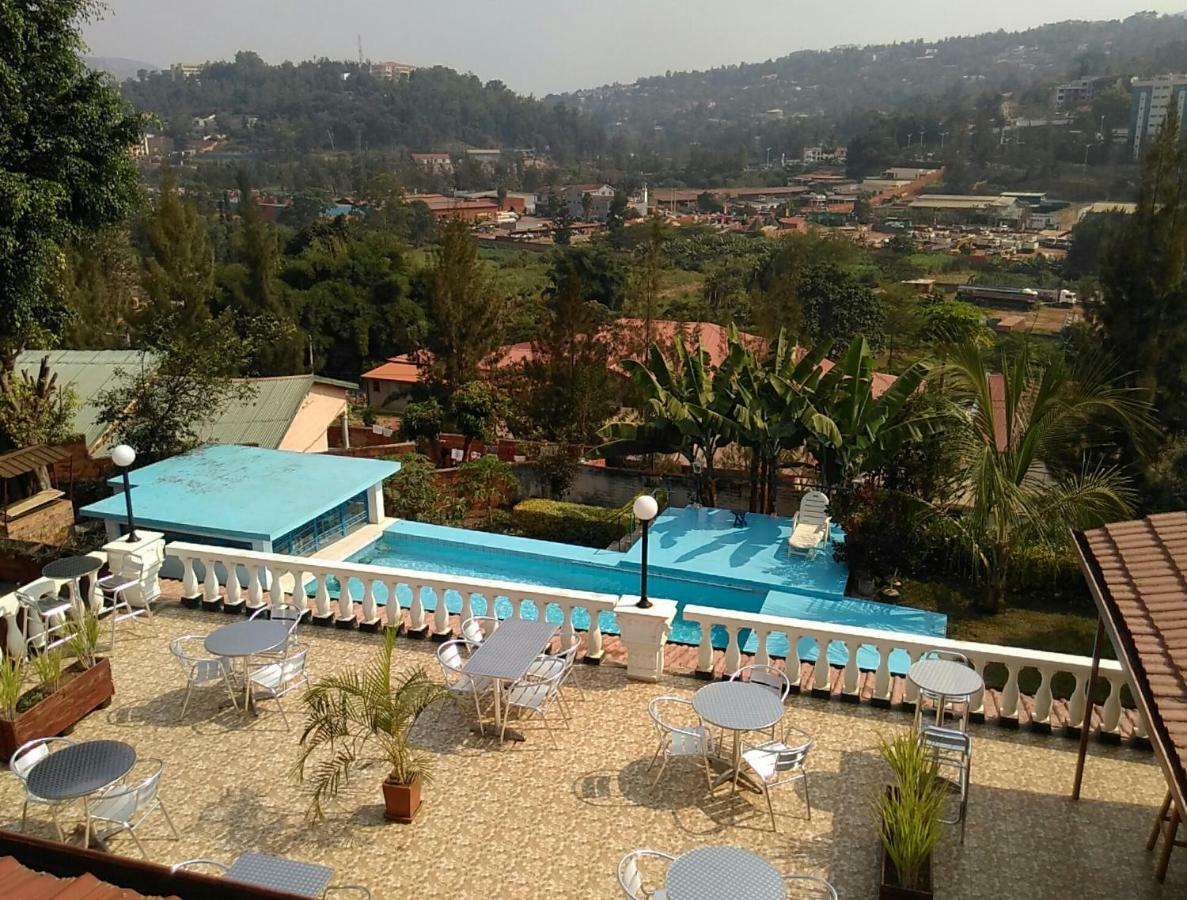 Hotel Restaurant Hellenique Appartements Kigali Exterior photo